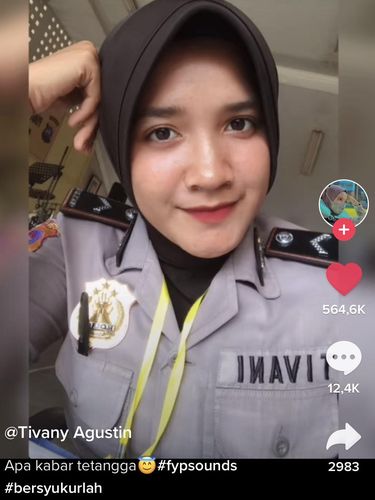 Viral Kisah Wanita Bertato dan Tindik, Kini Sukses Jadi Polwan Berhijab - Wolipop
