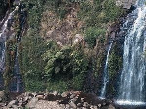 Wisata Alam ke Air Terjun Pengantin Ngawi, Yuk! Wisata Alam ke Air Terjun Pengantin Ngawi, Yuk!