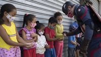 Aksi Captain America Lindungi Anak-anak dari Corona