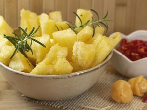 5 Cara Membuat Singkong Goreng Empuk dan Merekah Gurih 5 Cara Membuat Singkong Goreng Empuk dan Merekah Gurih