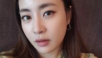 10 Pesona Kecantikan Kang Sora, Bintang Drakor yang Baru Melahirkan