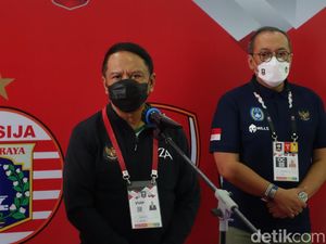 Menpora Kaji Wacana Laga Sepakbola dengan Penonton Terbatas