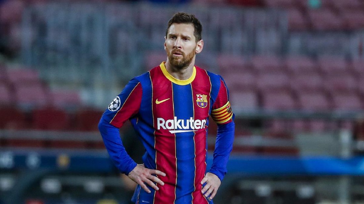 Lionel Messi berstatus bebas transfer usai kontraknya di Barcelona habis. (Foto: Joan Monfort/AP)