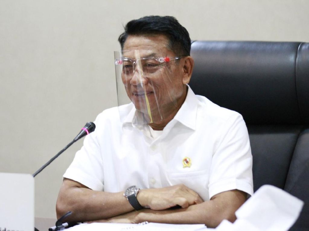 Moeldoko Tampil Lagi Sampaikan Arahan Jokowi, Kali Ini soal HAM Moeldoko Tampil Lagi Sampaikan Arahan Jokowi, Kali Ini soal HAM