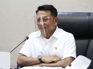 Moeldoko Tampil Lagi Sampaikan Arahan Jokowi, Kali Ini soal HAM Moeldoko Tampil Lagi Sampaikan Arahan Jokowi, Kali Ini soal HAM