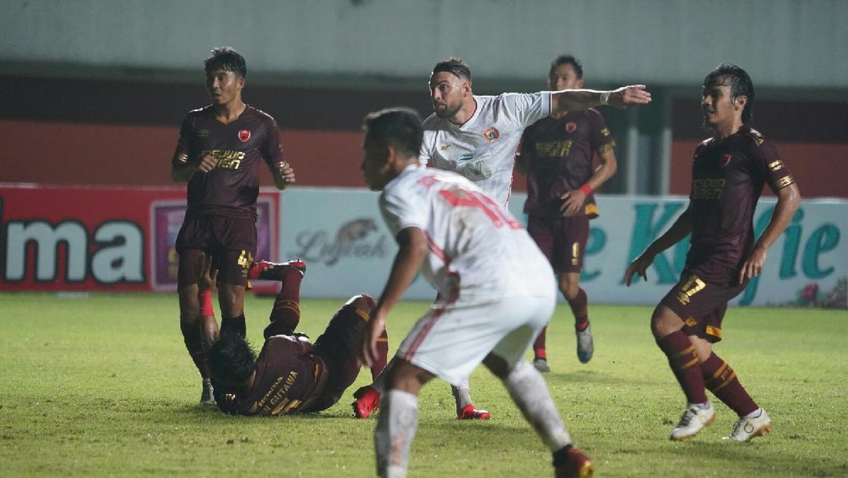 Persija Jakarta tak mampu mencabik pertahanan PSM Makassar. (Foto: dok. Persija Jakarta)