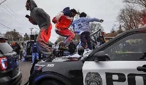 Foto Populer Sepekan: Gempa Malang Hingga Semarak Ramadhan