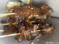 Uniknya Sate Kere Jogja, Sate Miskin Berbahan Gajih Sapi