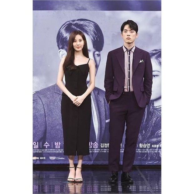 Seohyun SNSD dan Kim Jung Hyun saat konferensi pers Time (foto: instagram.com/kdramanews.id)