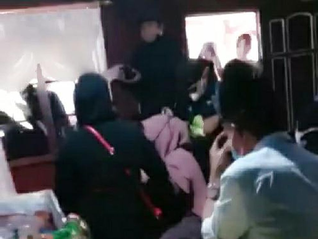 Cerita Haru Tukang Ojek Merantau ke Papua Demi Anak Istri, Tewas Ditembak KKB Cerita Haru Tukang Ojek Merantau ke Papua Demi Anak Istri, Tewas Ditembak KKB