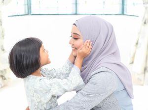 Jelang Hari Ibu 22 Desember, Ini 6 Bukti Al Quran Memuliakannya Jelang Hari Ibu 22 Desember, Ini 6 Bukti Al Quran Memuliakannya