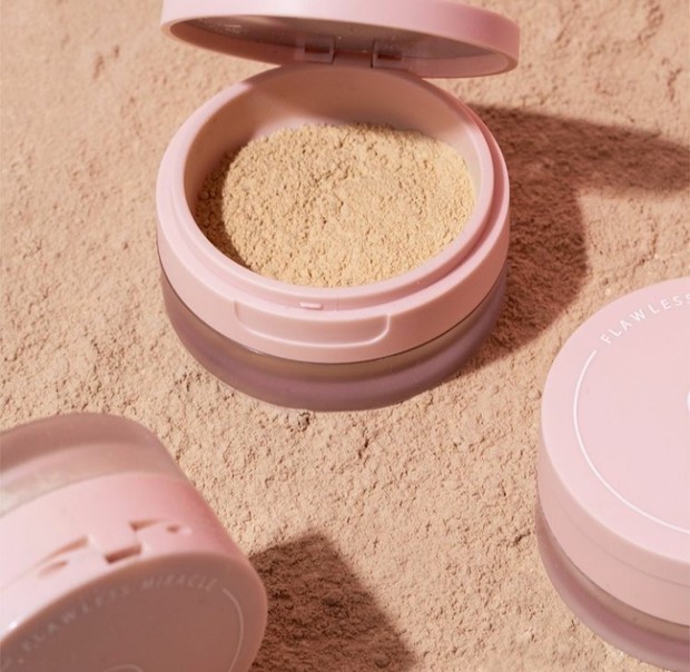 2 Bedak Tabur Lokal Terbaru untuk Kulit Flawless