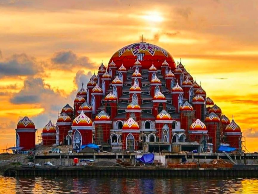 Masjid Asmaul Husna 99 Kubah