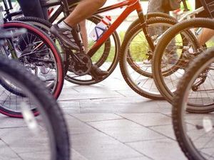 Solusi Kaki Bau & Pegal-pegal Usai Olahraga, Cukup Semprotkan Ini