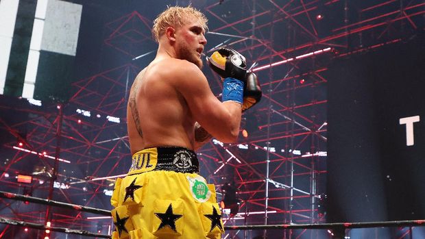 ATLANTA, GEORGIA - APRIL 17: Jake Paul reacts after knocking down Ben Askren in their cruiserweight bout during Triller Fight Club at Mercedes-Benz Stadium on April 17, 2021 in Atlanta, Georgia.   Al Bello/Getty Images for Triller/AFP (Photo by AL BELLO / GETTY IMAGES NORTH AMERICA / Getty Images via AFP)