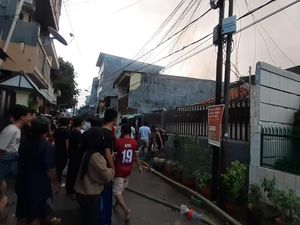 Permukiman di Taman Sari Terbakar Hebat, 17 Unit Damkar Diterjunkan