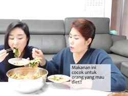 Bikin Asinan Sayur Betawi, Orang Korea Ini Ketagihan Enaknya