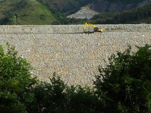 Melihat Proyek Bendungan Bendo yang Hampir Rampung