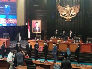 Anies Bacakan LKPJ 2020: Warga Miskin di DKI Naik-Pamer 12 Penghargaan