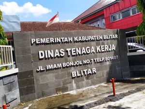 TKI Dilarang Mudik, Disnaker Kabupaten Blitar Serahkan ke BP2MI TKI Dilarang Mudik, Disnaker Kabupaten Blitar Serahkan ke BP2MI