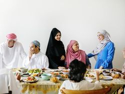 3 Ibadah Istimewa di Bulan Ramadhan, Datangkan Banyak Pahala