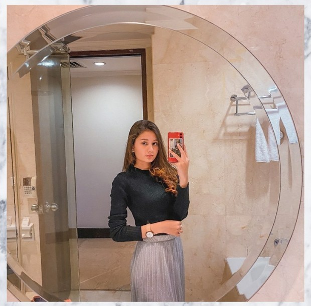 10 Potret Zoe Abbas Jackson