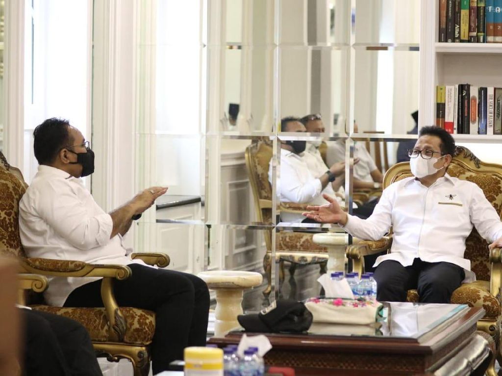 Gus Yaqut Bantah Isu Kudeta Cak Imin: PKB Solid Dunia-Akhirat! Gus Yaqut Bantah Isu Kudeta Cak Imin: PKB Solid Dunia-Akhirat!