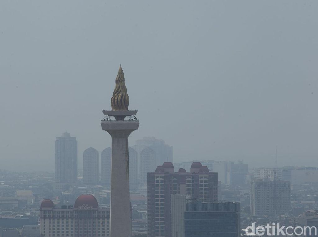 Penampakan Jakarta yang Masih Dikepung Polusi Udara Penampakan Jakarta yang Masih Dikepung Polusi Udara