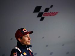 Detik-detik Marc Marquez Masuk Garasi lalu Menangis Haru