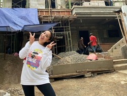 dr Lois Diserang Usai Sebut Nagita Slavina Bakal Jadi Janda Kembang