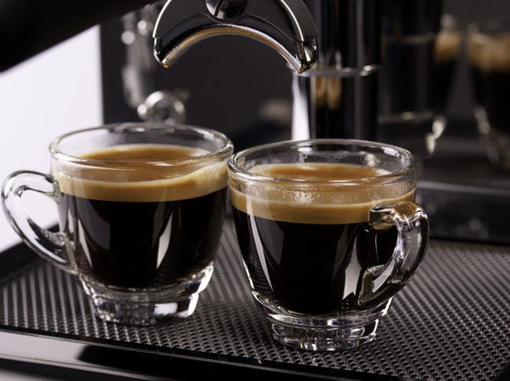Espresso dan Kopi Tubruk, Mana yang Lebih Tinggi Kafein dan Kalori?