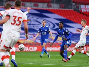 Hasil Semifinal Piala FA: Kalahkan Soton, Leicester Jumpa Chelsea di Final