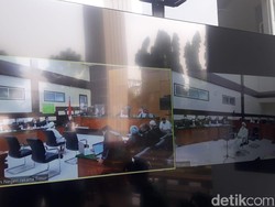 Megamendung Zona Merah Corona Saat Habib Rizieq Bikin Kerumunan