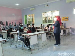 Sekolah di Garut Mulai Simulasi Pembelajaran Tatap Muka