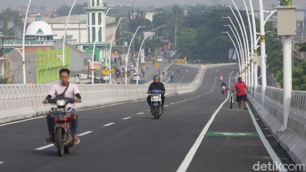 Foto: Uji Coba Flyover Cakung