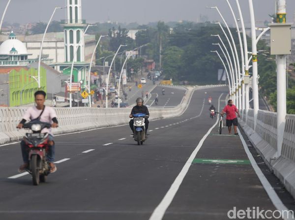 Foto: Uji Coba Flyover Cakung