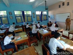 Ciamis Mulai Uji Coba Sekolah Tatap Muka Terbatas Hari Ini Ciamis Mulai Uji Coba Sekolah Tatap Muka Terbatas Hari Ini