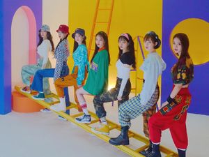 Weeekly Cabut dari IST Entertainment, Nasibnya Gimana? Weeekly Cabut dari IST Entertainment, Nasibnya Gimana?