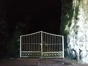 Gua Kalak Pacitan yang Angker Kerap Didatangi Pertapa Saat Hari Keramat