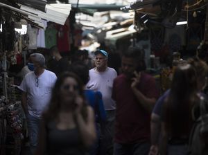 Warga Israel Dapat Dosis ke-4 Vaksin Corona, Banjir Malaysia Tewaskan 27 Orang Warga Israel Dapat Dosis ke-4 Vaksin Corona, Banjir Malaysia Tewaskan 27 Orang