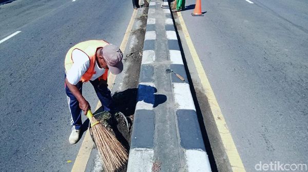 Meski Mudik Dilarang, Jalan Yogya-Solo Tetap Dibersihkan