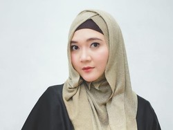 7 Fakta Sulis, Anak Tukang Becak Sukses Duet Lagu Religi Bareng Haddad Alwi