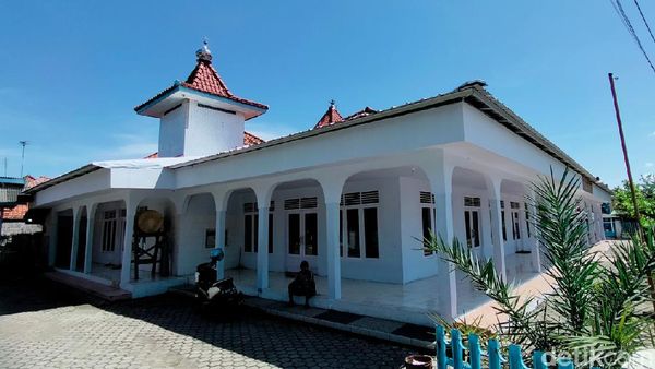 Menengok Kisah dan Sejarah Masjid Tertua di Majalengka