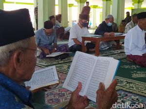 Syahdu Suasana Semaan Al-Quran di Masjid Agung Magelang