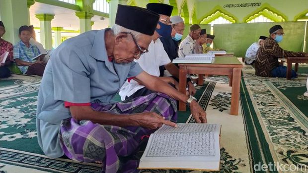 Semaan Al-Qur'an yang berlangsung di Masjid Agung Magelang, Kota Magelang, Selasa (20/4/2021).