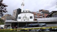 Suasana Masjid di Albania Pasca Penusukan