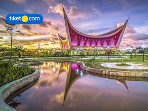 7 Masjid Unik di RI Cocok buat Wisata Religi dan Liburan Dekat Rumah