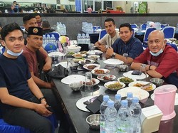 Ustaz Zacky Mirza Sering Kulineran Saat Safari Dakwah, Ini 5 Momennya