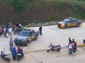 Polres Sukabumi Bubarkan Aksi Balapan Liar di Ruas Tol Bocimi