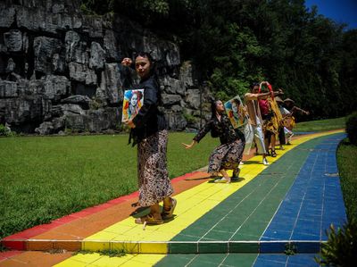 Beragam Aksi Peringati Hari Kartini di Berbagai Daerah